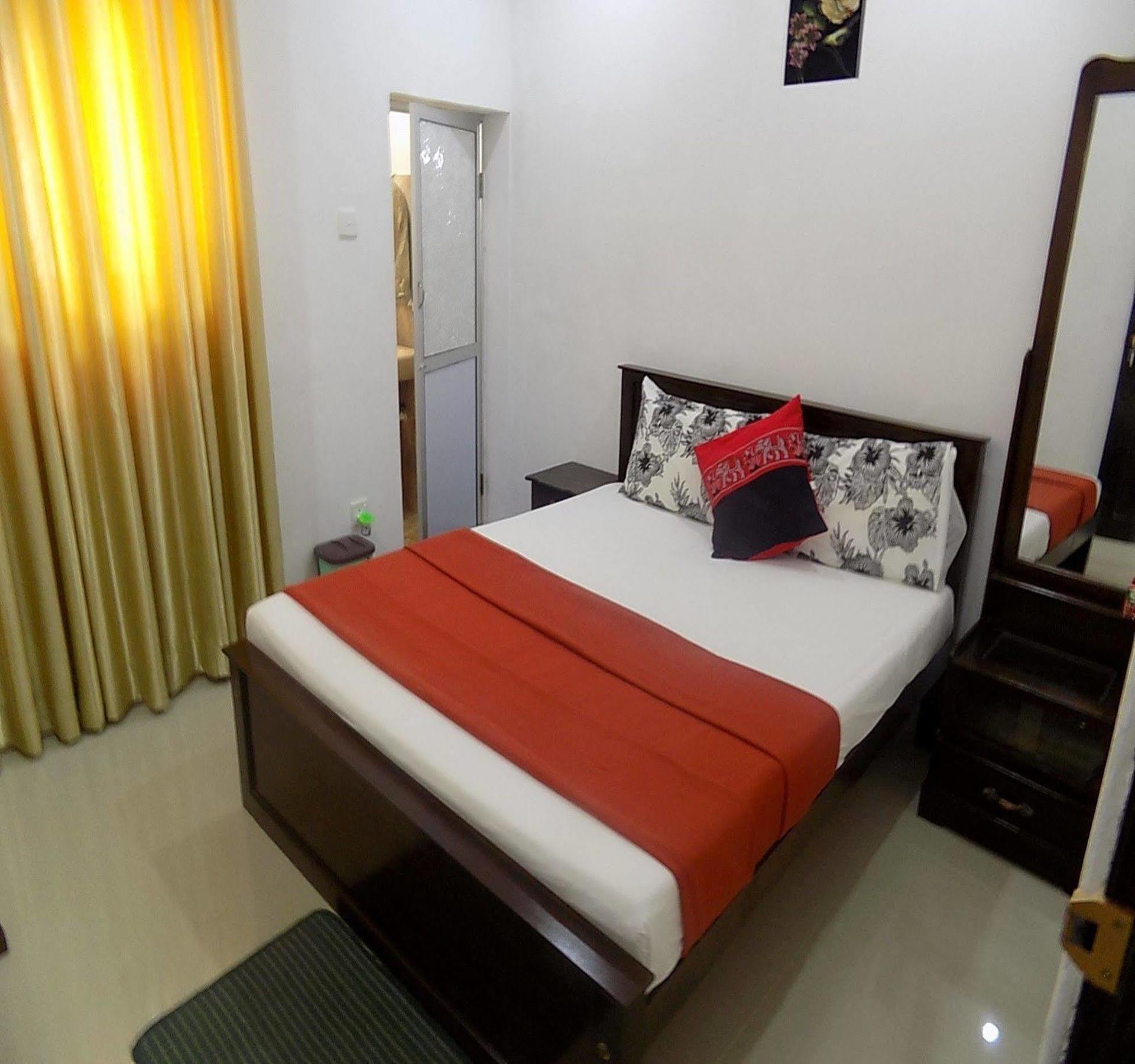 Alexandra Family Villa Negombo Esterno foto